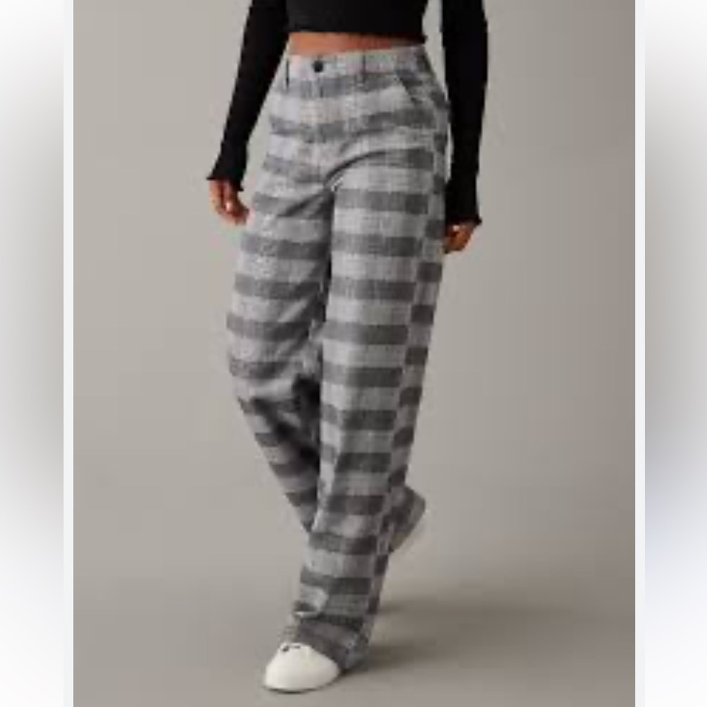 American Eagle Like New Super High Rise Baggy Wide Leg Pants in Plaid Size 00